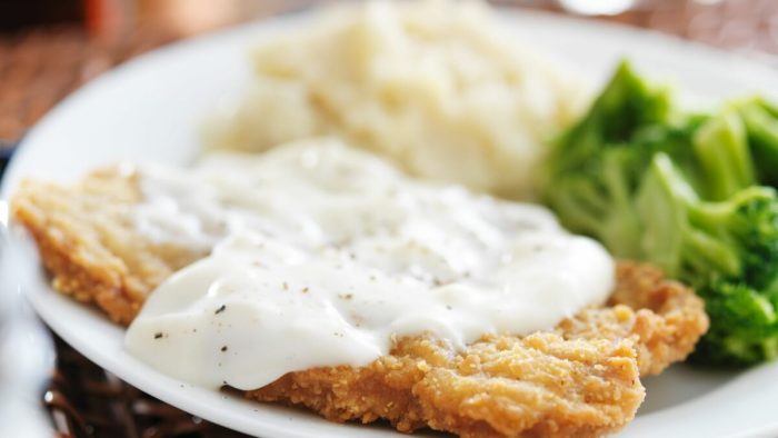 Chili's Chicken Fried Steak Recipe With 3 Delicious Sides