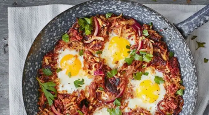 Amazing eggs and hash